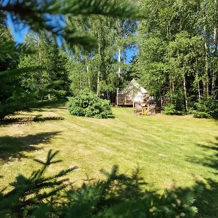 Glamping Brezovy Vanok Tente de luxe Štôla
