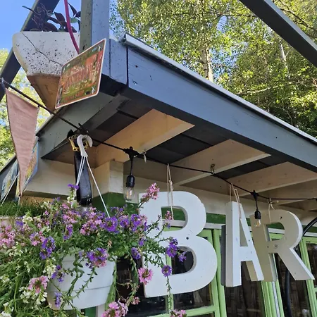 Glamping Brezovy Vanok Lyxtält Štôla